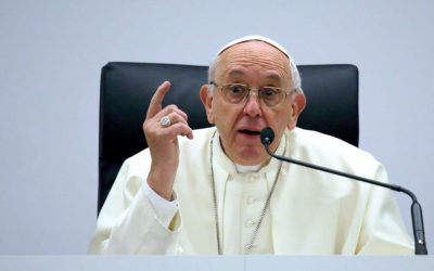 Papież Franciszek: Komunia św. łączy nas z Chrystusem